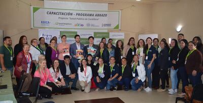 Tobatí: capacitan a funcionarios del programa “Abrazo” para mejorar el estilo de vida de niños en situación de vulnerabilidad