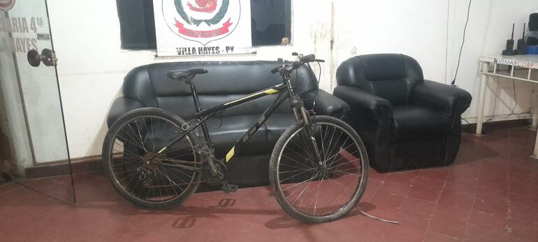 Villa hayes hurto bicicleta