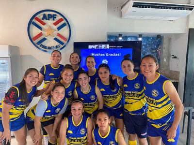 Las chicas de Sport Colonial están prestas para el debut como anfitrionas.