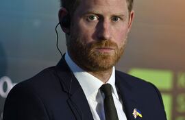 El príncipe Enrique de Inglaterra, en un foro en Kiev, Ucrania.