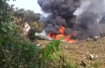 Un avión Hércules del Ejército de Colombia se precipitó en el sur del país