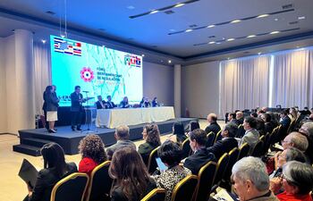 Foro Iberoamericano de Regulación (FIAR) 2025.