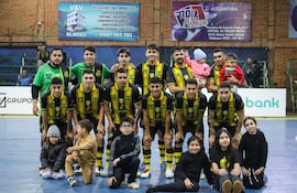 Deportivo Atenas, representante paraguayo en el Zona Sur que se inicia este martes. El otro team guaraní es el 12 de Junio de Barrio Jara.