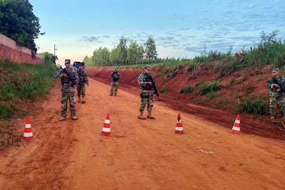 Efectivos militares en el departamento de Canindeyú, en la zona en la que fue secuestrado Almir de Brum.
