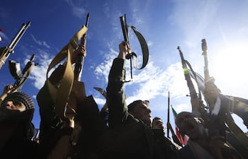 Los hutíes de Yemen anunciaron que están dispuestos a intervenir militarmente en el conflicto de Oriente Medio si Estados Unidos e Israel continúan atacando a Irán y sus aliados.