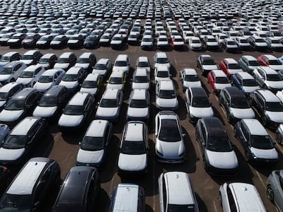 Parque de automóviles en Tilbury, Reino Unido.