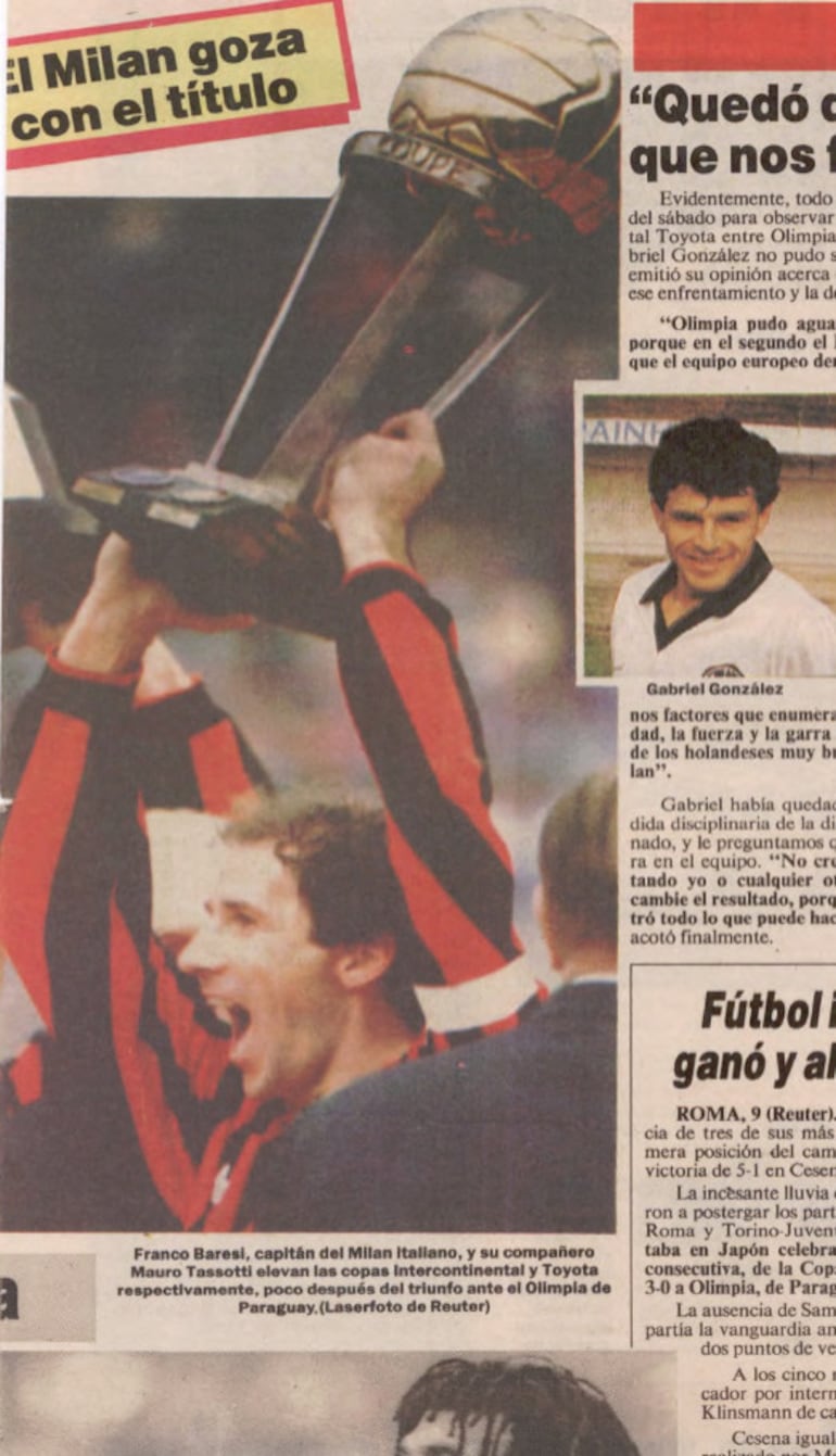 Franco Baresi festeja con la Copa Intercontinental la victoria ante Olimpia en 1990.