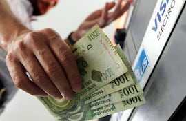 billetes de cien mil