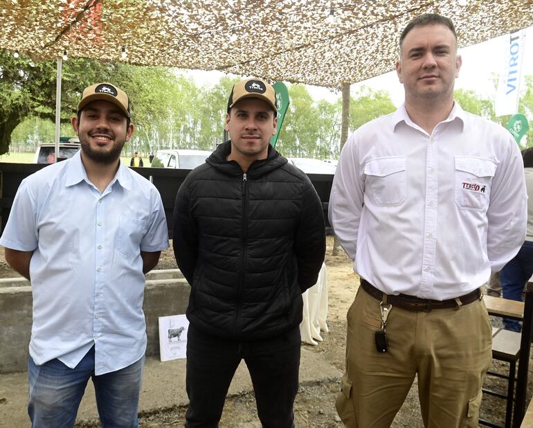 Ángel Zorrilla, Osvaldo Cano y Anderson Restaino.