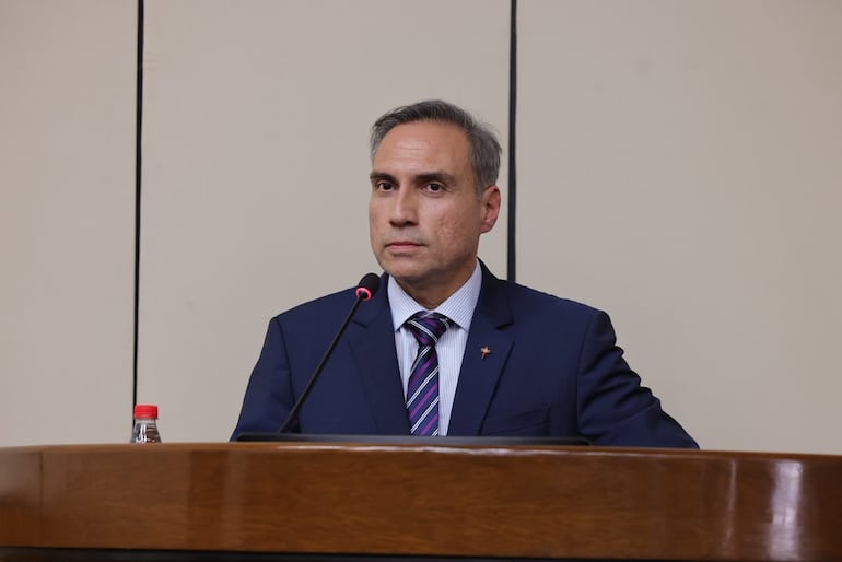 Santi Peña nombra al hermano de apoderado de ANR como miembro del BNF Santi Peña nombra al hermano de apoderado de ANR como miembro del BNF