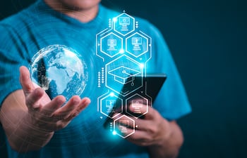 La transformación ligada a la Inteligencia Artificial exige una “gobernanza algorítmica” que proteja la integridad académica y la privacidad de los datos.