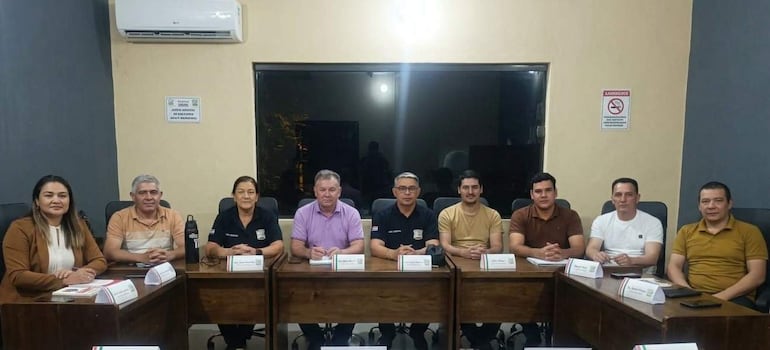 La Junta Municipal de Ybycuí se quedó esperando a la intendenta María Cristina Servín (ANR-HC), quien no asistió a la sesión convocada para la rendición de cuentas al colegiado.