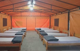 El albergue transitorio de la SEN en Costanera Sur está listo para alojar a personas necesitadas.