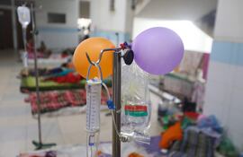 La Organización Mundial de la Salud (OMS) alertó hoy de un “fuerte aumento” de los casos de dengue en Bangladesh, donde se contabilizaron al menos 303 muertos y casi 64.000 casos de personas infectadas por este virus entre el 1 de enero y el 5 de agosto de 2023.