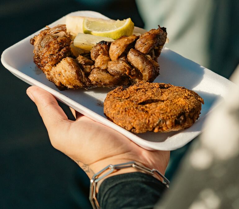 Las comidas típicas fueron protagonistas de la fiesta.