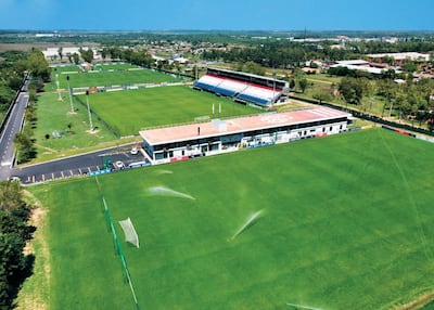 Visto desde arriba el predio del Centro de Alto Rendimiento del Fútbol Femenino (Carfem), que la APF dispone en la ciudad de Ypané con siete canchas y dos hoteles