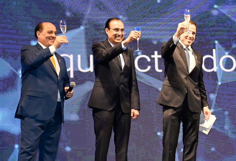 Fernando Quintana, Datasystems Business Manager, Sergio Pérez, fundador y Corporate Governance Director, y José Flecha, Chief Executive Officer.