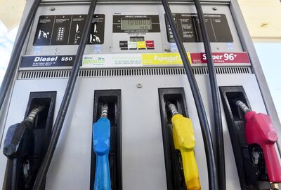 Las gasolineras están entre los servicios exceptuados y siguen operando, considerando que el combustible es vital para cumplir con los trabajos de logística. Pero la venta cayó bastante.