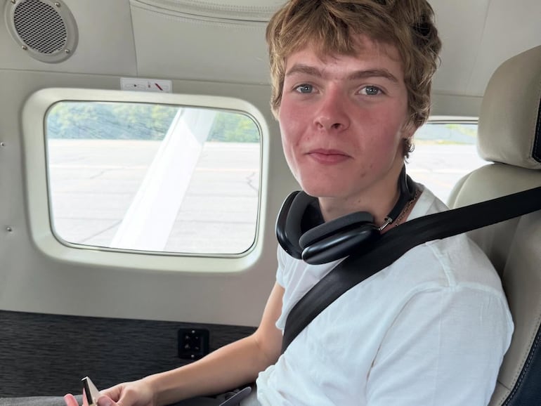 Moses Martin hoy cumple 20 años y cada día es más parecido a su padre Chris Martin. (Instagram/Gwyneth Paltrow)