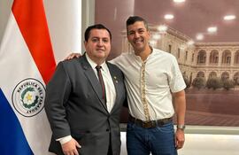 El diputado cartista Arturo Urbieta defendió al presidente "viajero" Santiago Peña.