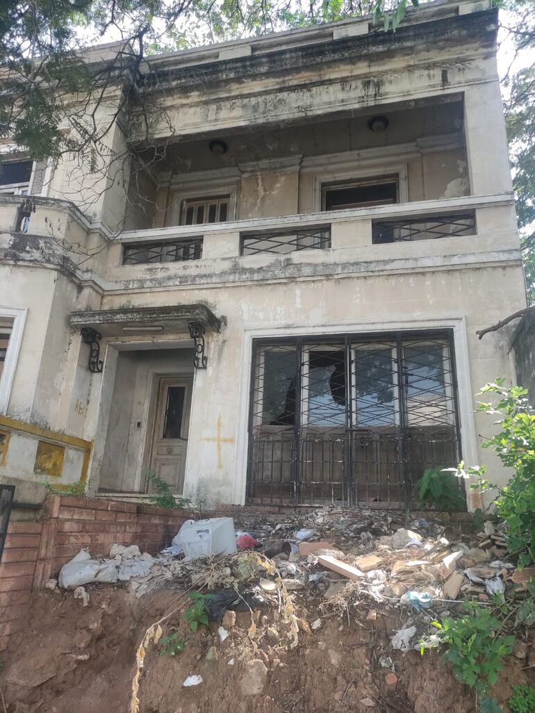 /pf/resources/images/abc-placeholder.png?d=2395