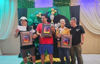 Equipo campeón de la jornada de truco deportivo: Pinozá/Herrera, integrado por Luis Amarilla (capitán), Yimmy Acuña y Federico Gómez.