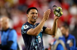 Diego Gómez de Paraguay celebra tras la victoria durante el partido del Grupo D de la Copa Mundial de la FIFA 2026 entre Turquía y Paraguay en el San Francisco Bay Area Stadium, en Santa Clara, California.