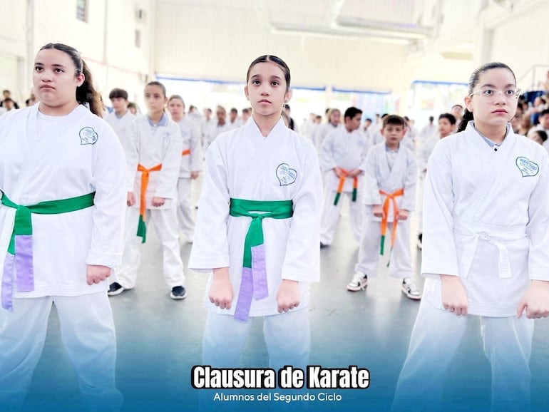 Alumnos del Segundo Ciclo.