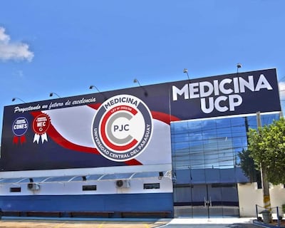 Fachada del edificio de la Universidad Central del Paraguay (UCP) sede Pedro Juan Caballero, cuyo traslado a Asunción fue aprobado por el Cones.