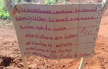 En el escrito hallado en una propiedad rural de Cerro Corá, los delincuentes exigen la suma de 30 mil reales a cambio de no quemar la casa del dueño.