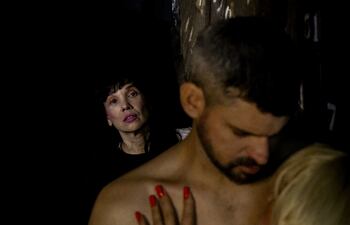 Celina Fernández, Luis Gutiérrez y Nancy Saldívar protagonizarán "El secreto de la señorita Julia" en el Teatro de las Américas.