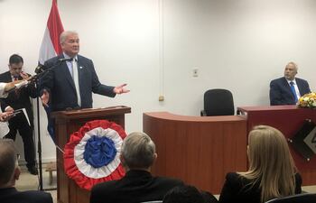 El fiscal general del Estado, Emiliano Rolón, en su alocución ante los funcionarios públicos e invitados.