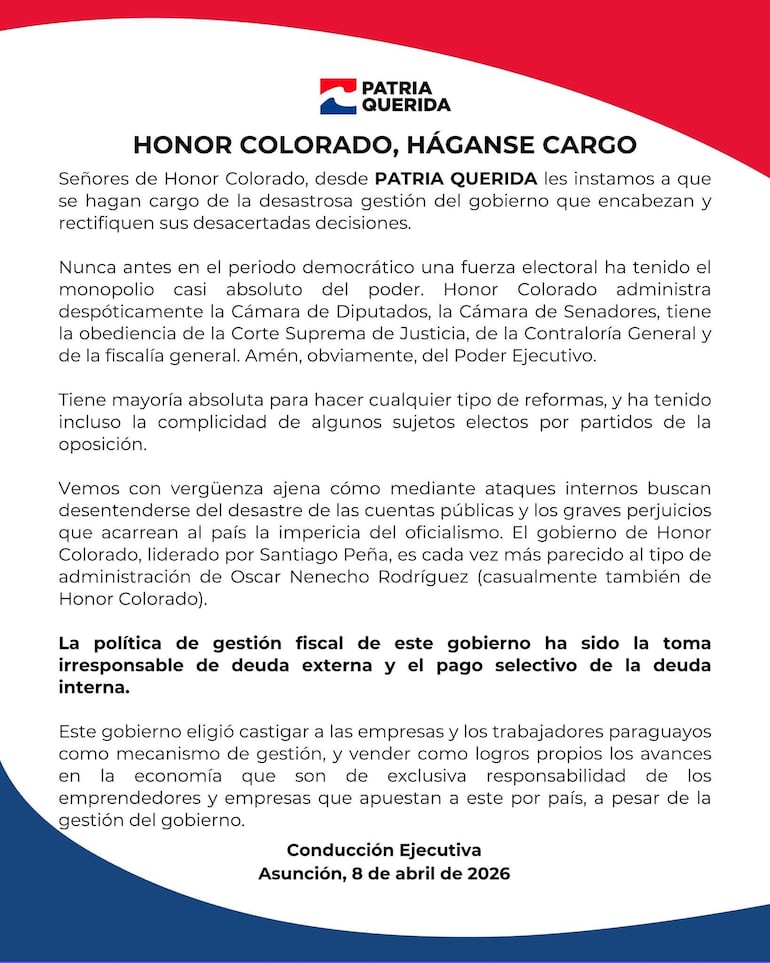 Comunicado del Partido Patria Querida que critica la gestión del gobierno actual, con el texto destacado en un documento.