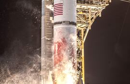 Casi 55 años después de que el hombre pisara la Luna por primera vez, la ciencia acaricia el sueño de desvelar los secretos del satélite más cercano a la Tierra gracias al exitoso lanzamiento esta mañana del cohete Vulcan que contiene el módulo de investigación Peregrine, cuyo aterrizaje lunar está previsto el 23 de febrero.