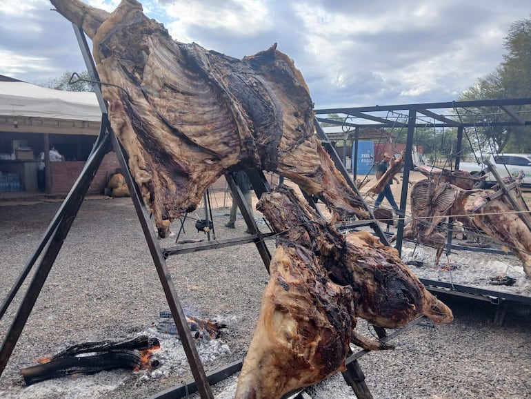 El tradicional asado en Fuerte Olimpo