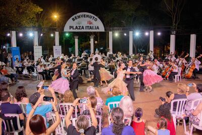 La OSCA y el BCMM presentando “El Gran Vals” como parte de este ciclo que continúa hoy.