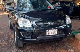 Camioneta Kia Sportage robada al profesor Lidio Alcaráz Peralta.