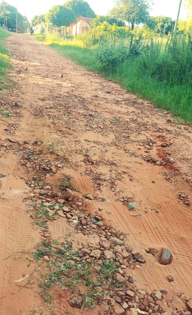 Piden reparación del camino rural de la compañía Cerrito.