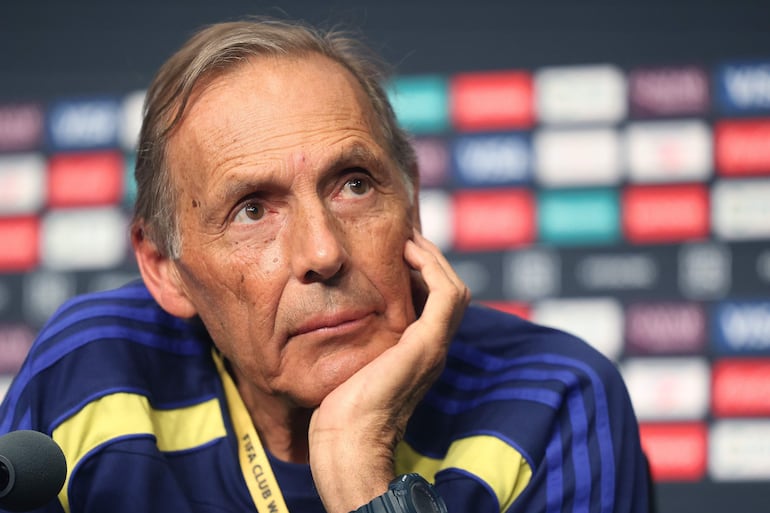 Russo, entrenador argentino con más de 30 años de trayectoria. EFE/ Juan Ignacio Roncoroni/ ARCHIVO