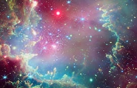 Imagen del Calendario de Ciencia de la NASA 2026. Junio: misiones de la NASA detectan “corona” cósmica que muestra el ciclo de vida estelar.