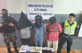 Los camioneros quedaron a disposición de la Fiscalía tras su aprehensión.