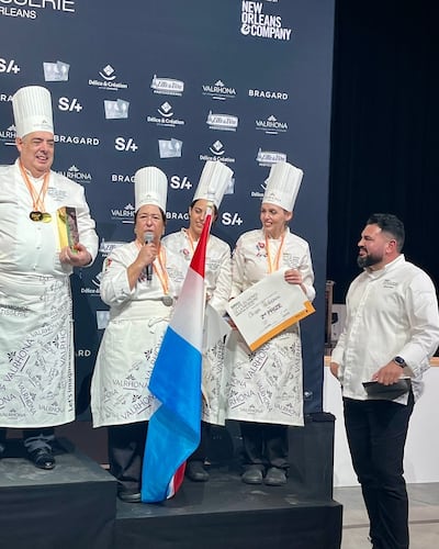 Paraguayas ganan el segundo puesto en la Copa Mundial de Pastelería.