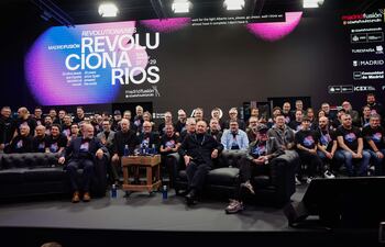 Foto de familia de"Chefs que revolucionaron la gastonomía" durante la 23ª edición de Madrid Fusión este martes en Madrid.