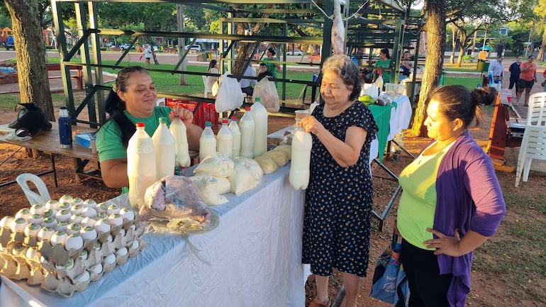 Productores locales ofrecen alimentos frescos para mejorar ingresos por Semana Santa