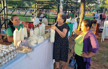 Feria granjera en San Juan Bautista, Misiones.