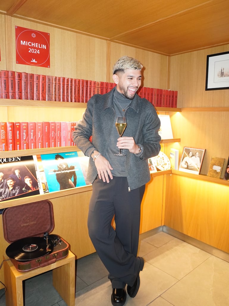 Julio César Enciso hoy cumple 22 años. (Instagram/Melissa Cardona)