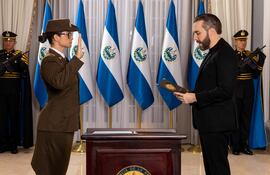 Karla Trigueros , ministra de educación de El Salvador.