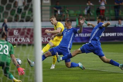 Ucrania goleó a Moldavia