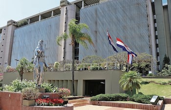 El BCP decidió mantener la Tasa de Política Monetaria en 5,50% anual.