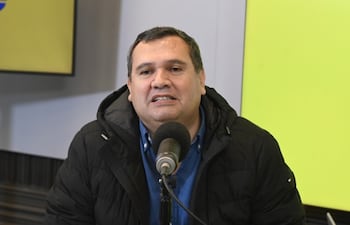 El senador colorado cartista Derlis Maidana en No Tiene Nombre.
